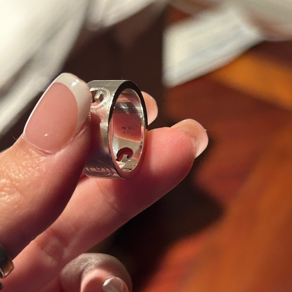 Authentic Gucci ring - Picture 4 of 8